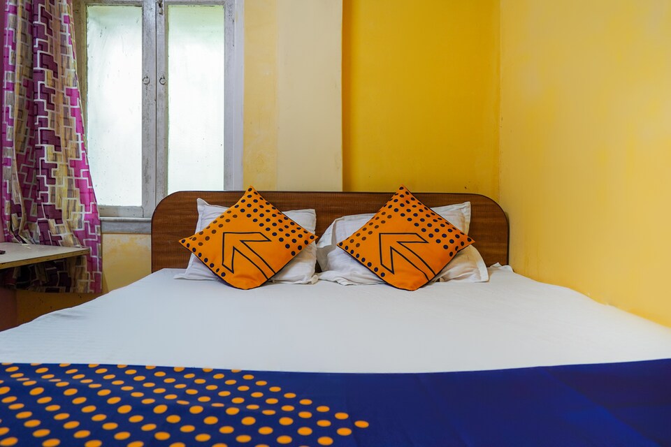 SPOT ON 60849 Xclusive Service Apartments Guest House, VIP Road Kolkata, Kolkata