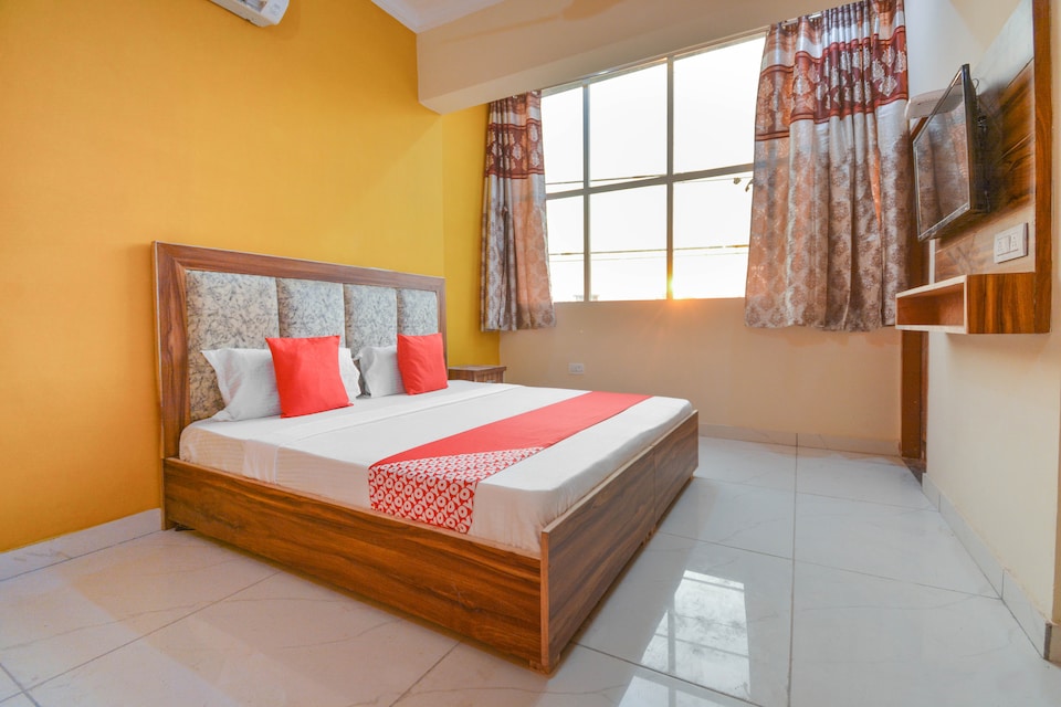 OYO 60851 Hotel Sk Grand, Mohali, Mohali