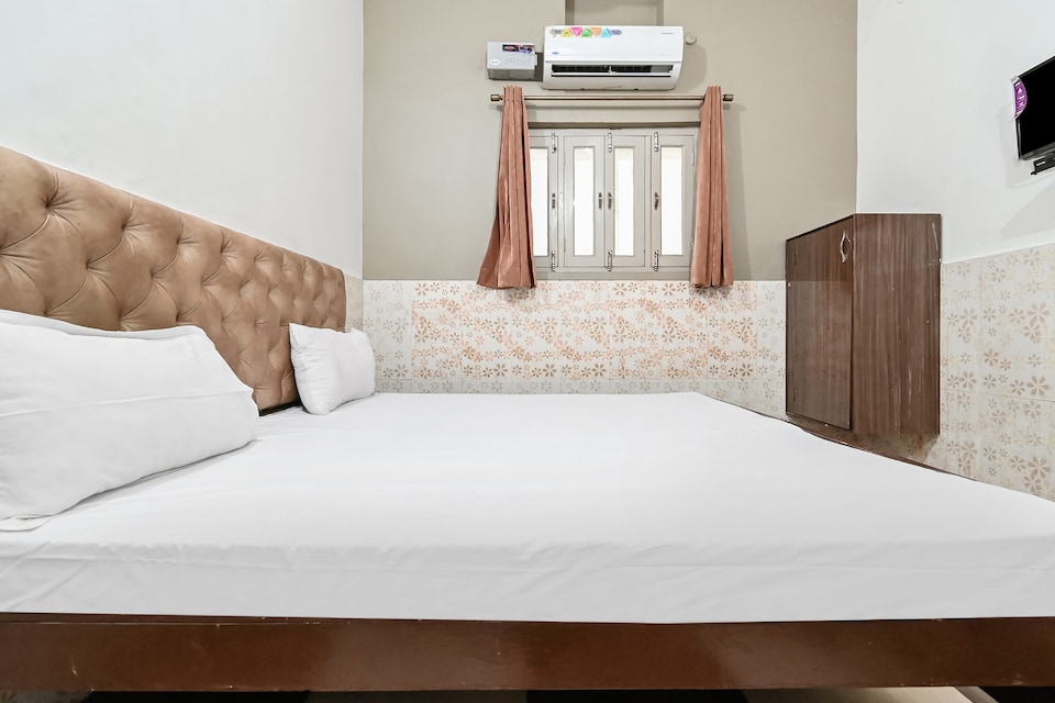 SPOT ON 60867 Hotel RK, Amroha, Amroha