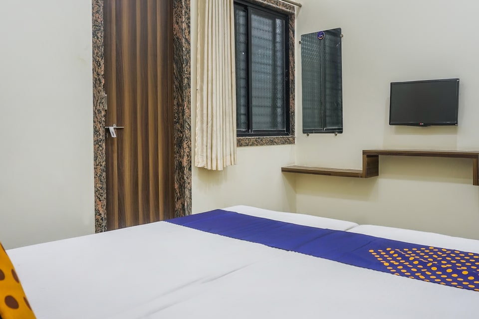 SPOT ON 60868 Hotel Sai Bagicha, Latur city, Latur
