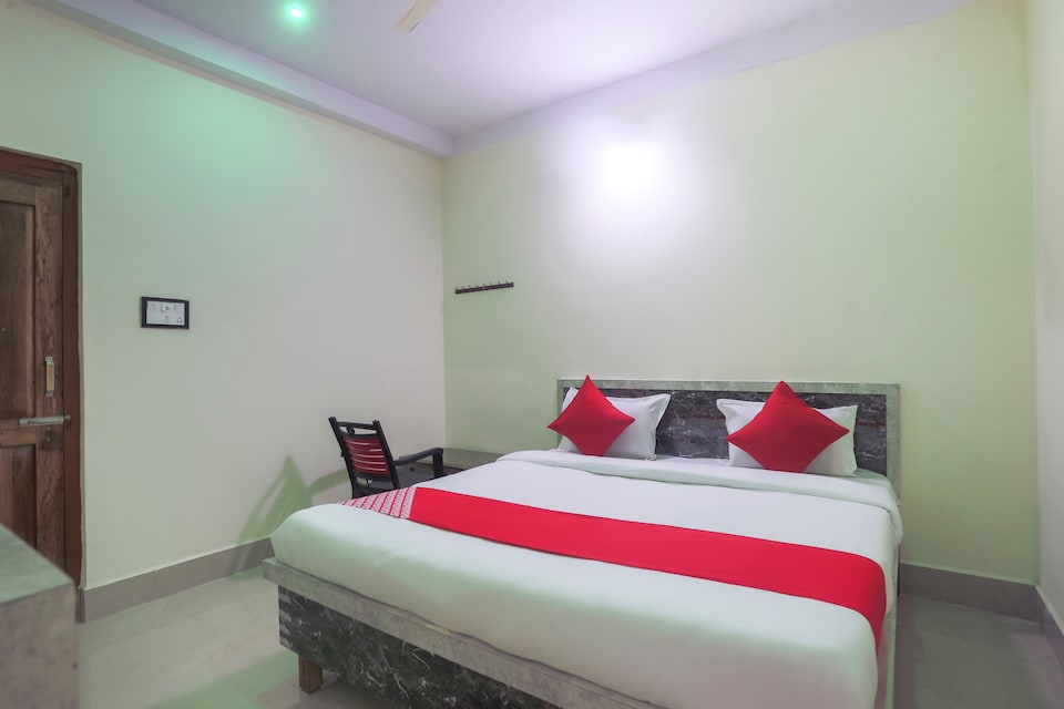 SPOT ON 60872 Maa Barabhuja Guest House, Khandagiri Bhubaneswar, Bhubaneswar