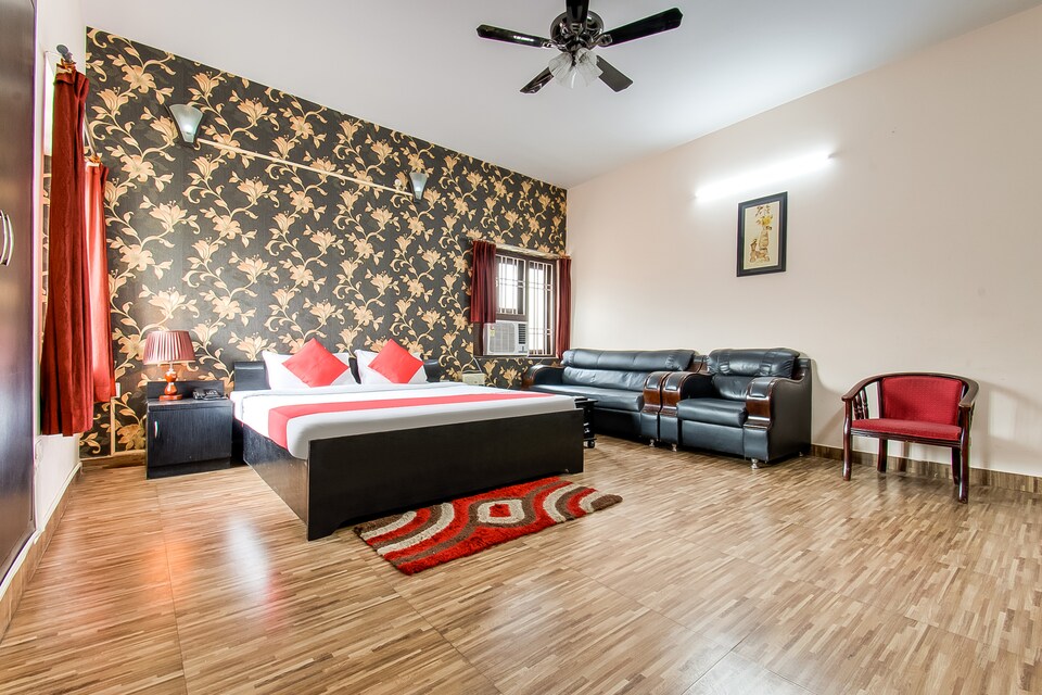 OYO 60880 Grand Imperia Inn, Boring Road Patna, Patna