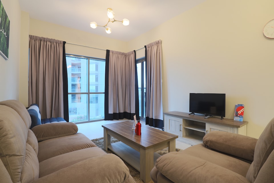 OYO 303 Home MAG 530, Al Barsha Dubai, Dubai