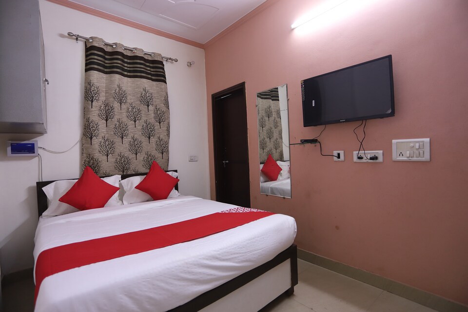 Live on DEL4730   , Anand Vihar Delhi, Delhi