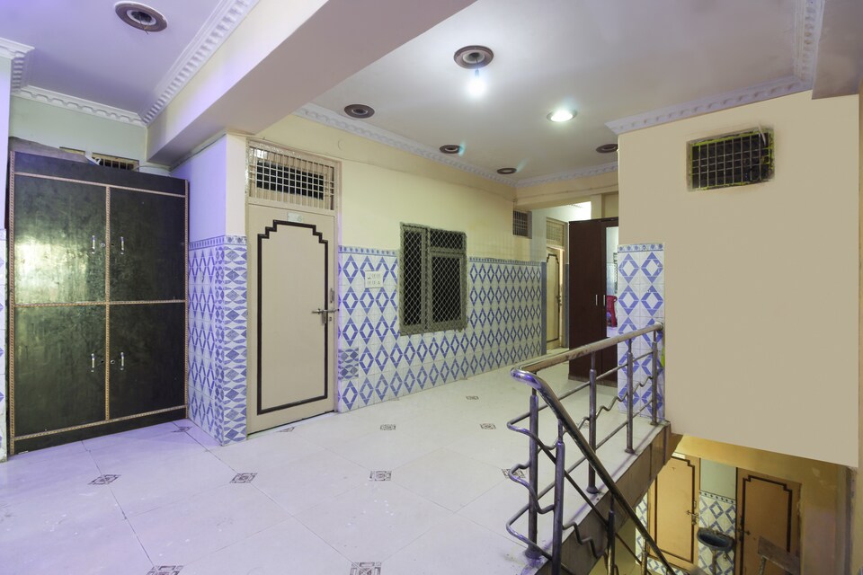 Flagship Hotel Sanjay Palace, SBI Chauraha Mathura, Mathura