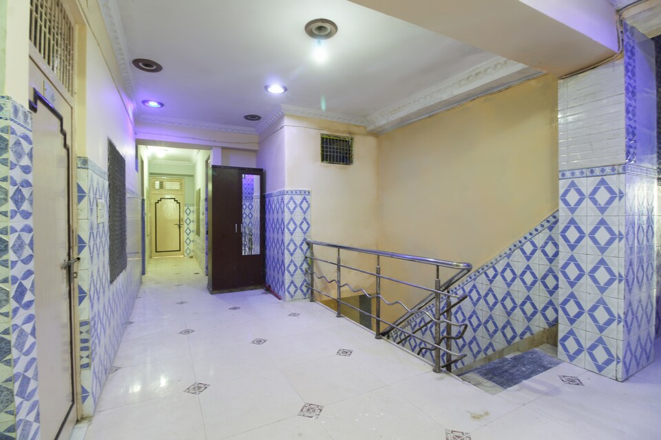 Flagship Hotel Sanjay Palace, SBI Chauraha Mathura, Mathura