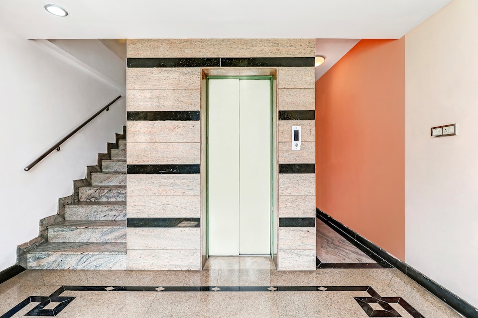 OYO 60932 Hotel Basera Inn, Mathikere Bangalore, Bangalore