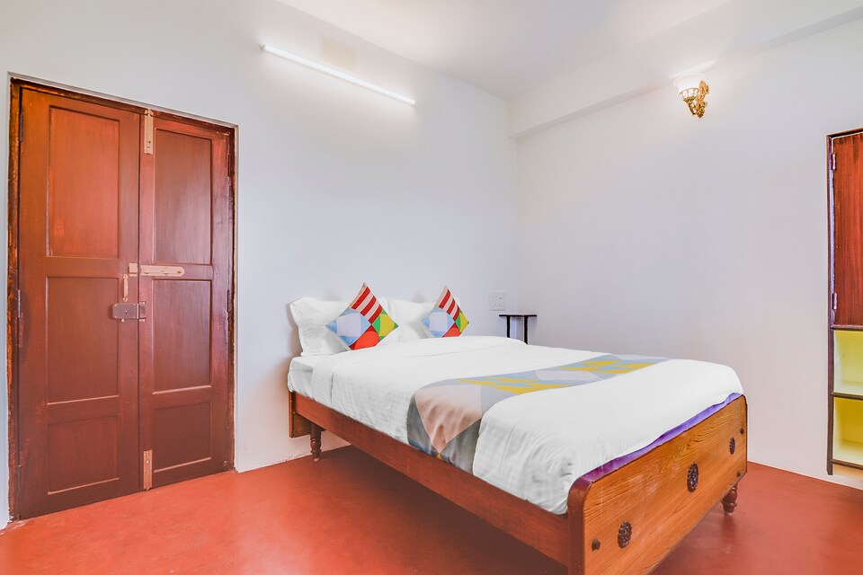OYO Home 60946 Compact Studio @ Anna Salai, Pondicherry City Centre, Pondicherry