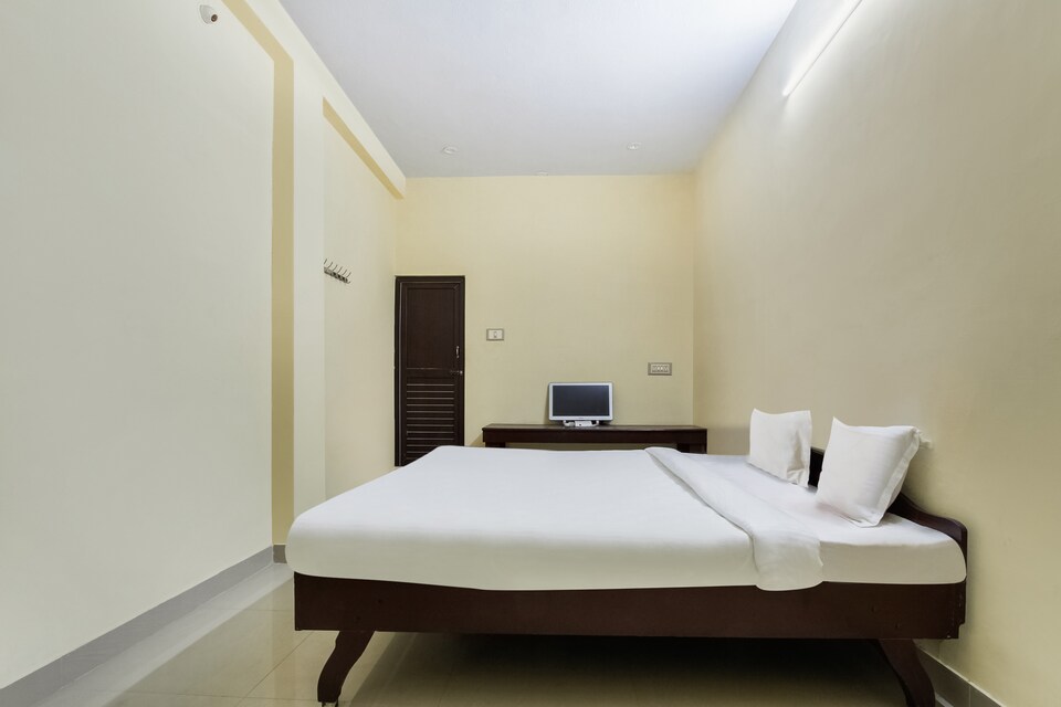 SPOT ON 60956 Guru Guest House, Karaikal, Karaikal