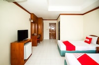 OYO 320 Regent 2002 Guest House