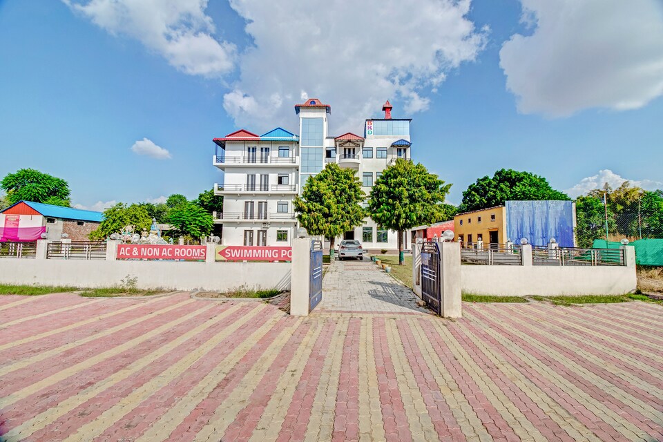 SPOT ON 60960 Hotel Balaji Resort, Sikar, Sikar
