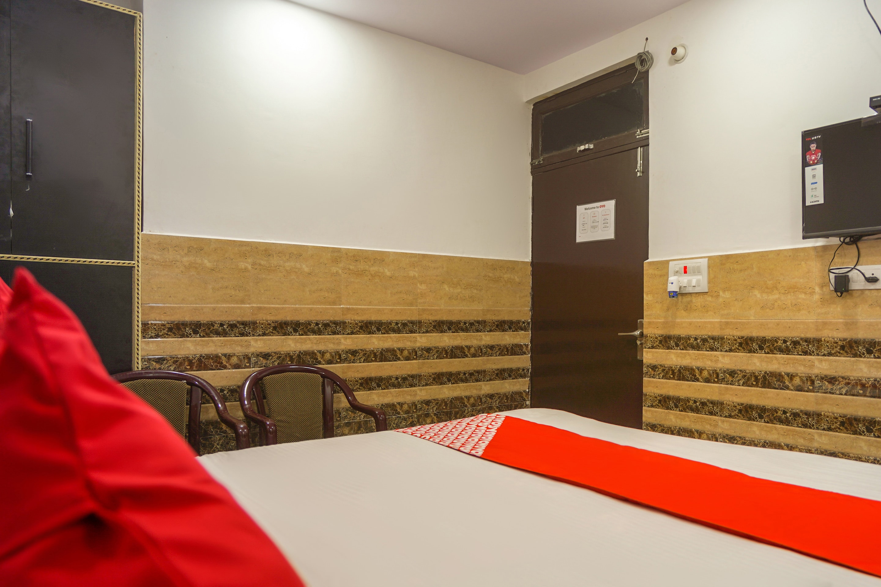 Oyo 60970 Crystal Cottage Oyo Rooms Noida Book 816 Oyo