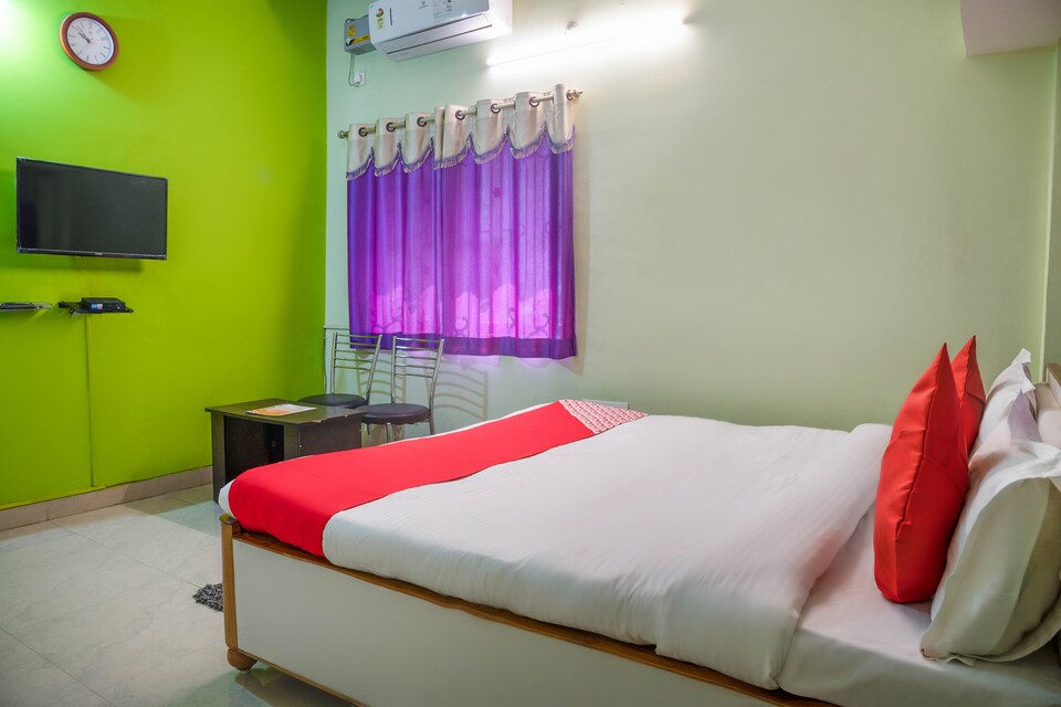 OYO 60989 Aditya Home, Lalpur, Ranchi
