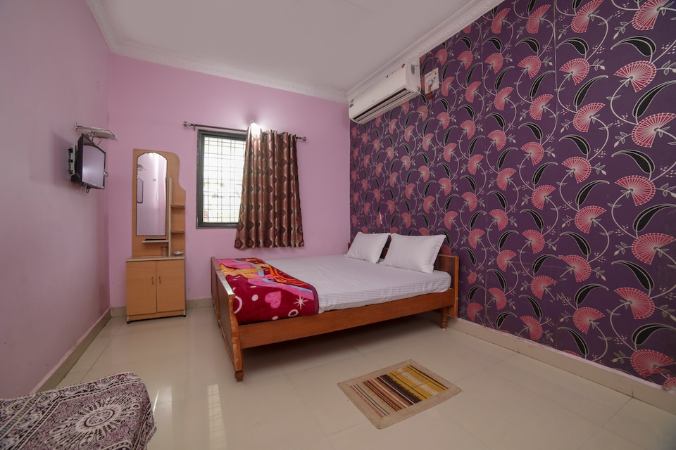 SPOT ON 61010 Keshav Lodge, Saoner, Nagpur