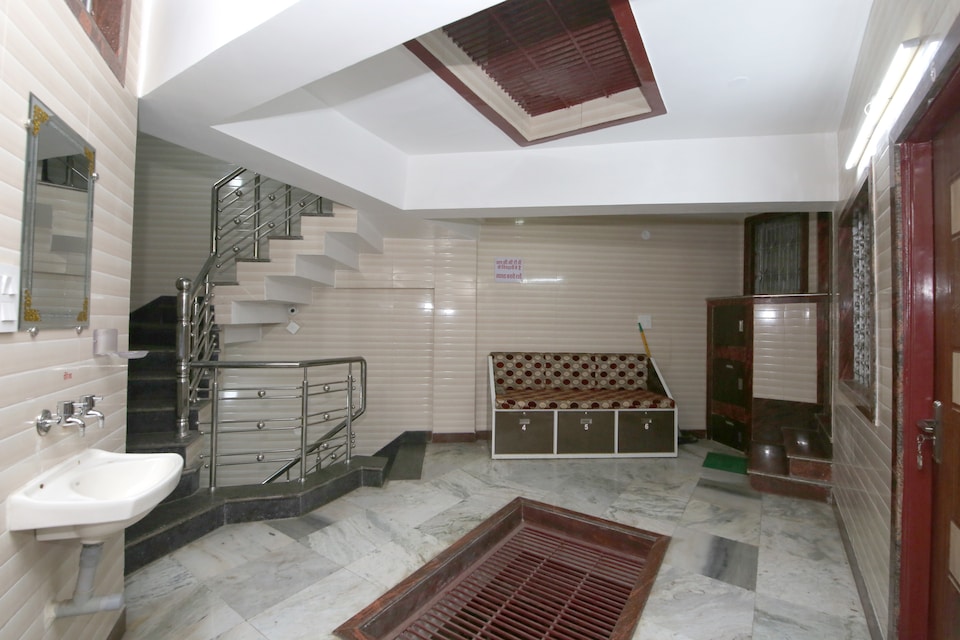 SPOT ON New Nagoud Lodge, Jabalpur, Jabalpur