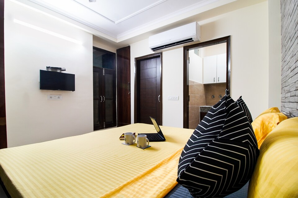 OYO LIFE GRG1723 Sushant Lok Ph2, Sohna Road, Gurgaon