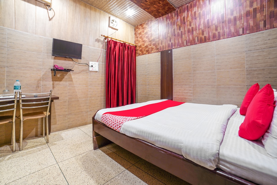 Flagship 61031 Naini View Guest House, Avas Vikas, Rudrapur