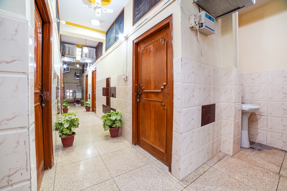 Flagship 61031 Naini View Guest House, Avas Vikas, Rudrapur