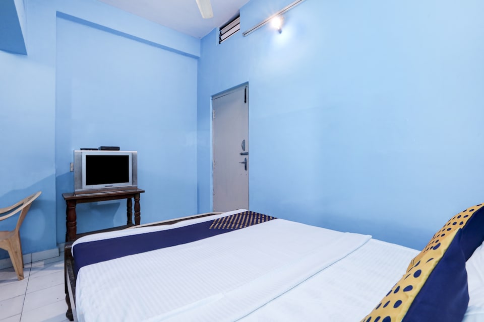 OYO Showrya Delux Rooms, Mysore City Center, Mysore