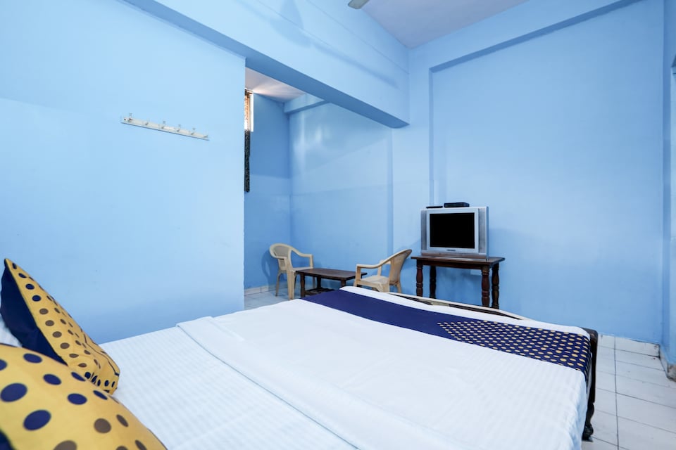 OYO Showrya Delux Rooms, Mysore City Center, Mysore