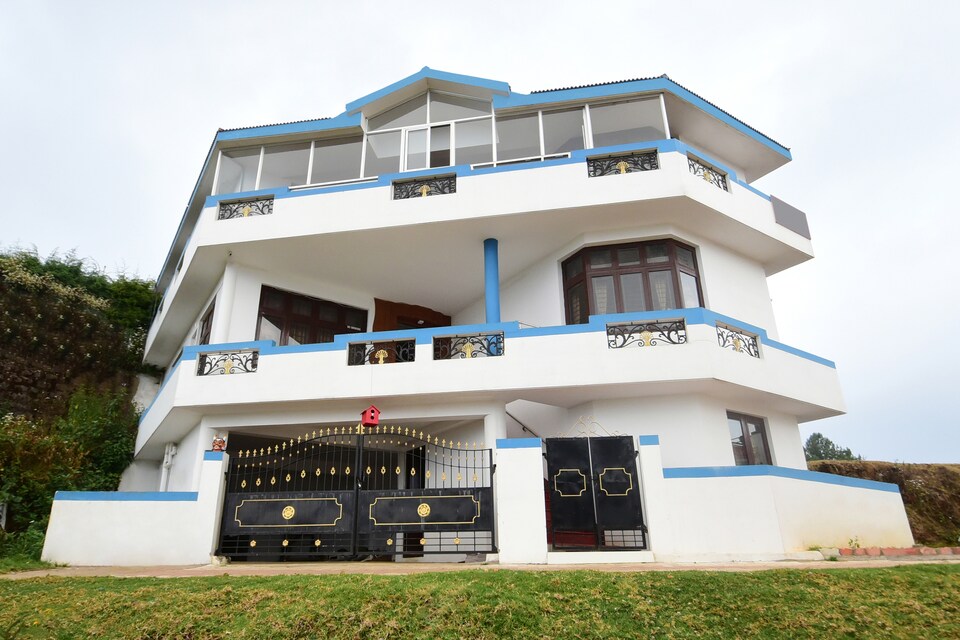 OYO Home 61043 Elegant 2bhk Elk Hill, Ooty Town, Ooty
