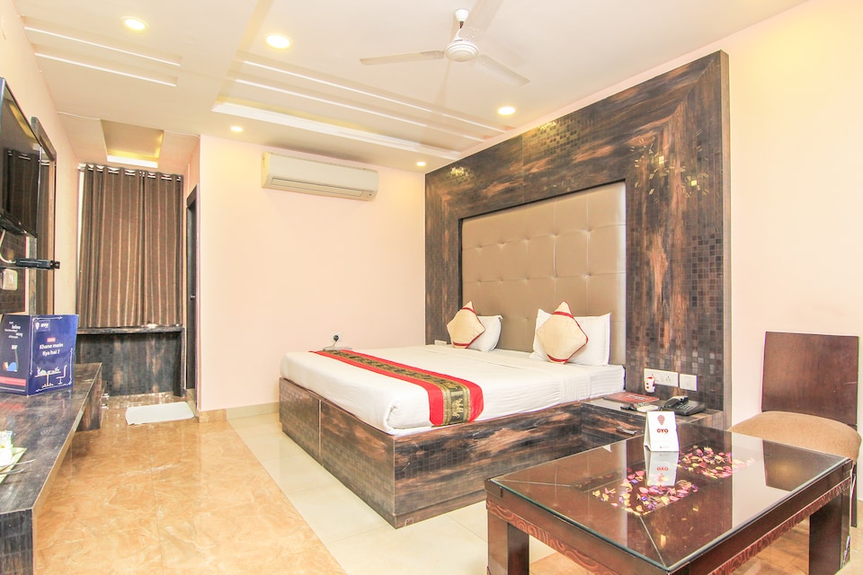 Live as LCK1500, Airport Lucknow, Lucknow