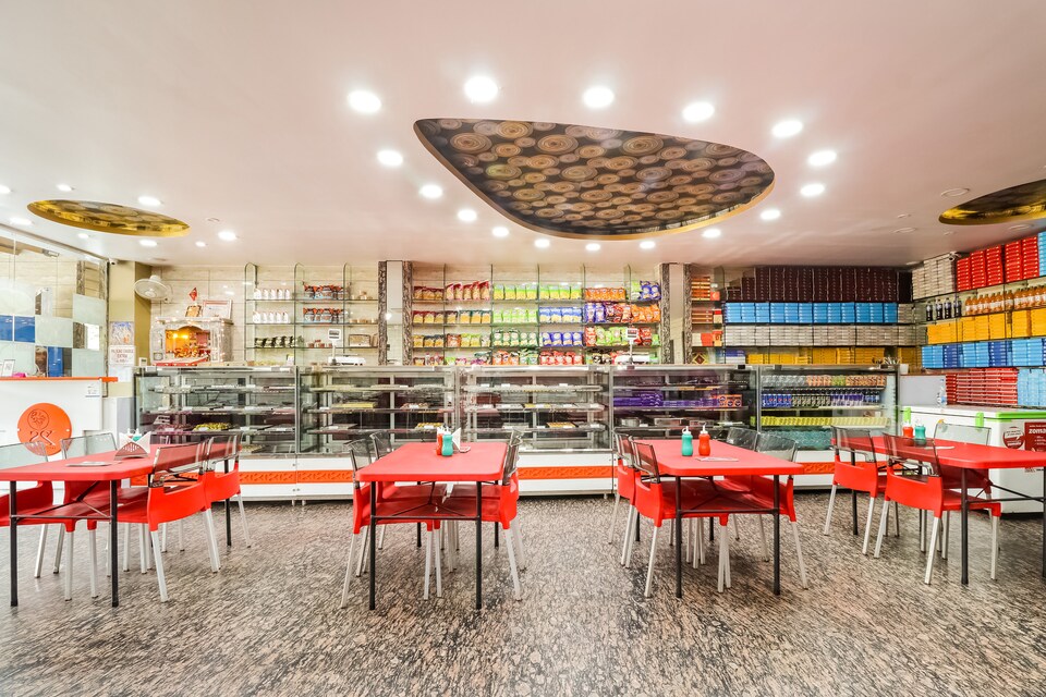 OYO 61050 S S K Continental, Barra Kanpur, Kanpur