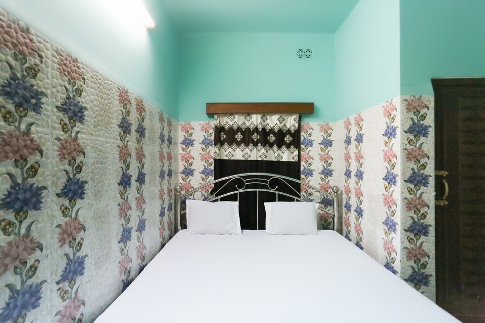 SPOT ON 61063 Hotel Dreamland, Mayapur, Mayapur