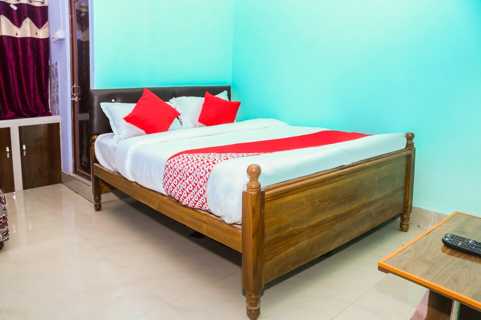 SPOT ON 61066 Hotel Aradhya, Agartala, Agartala