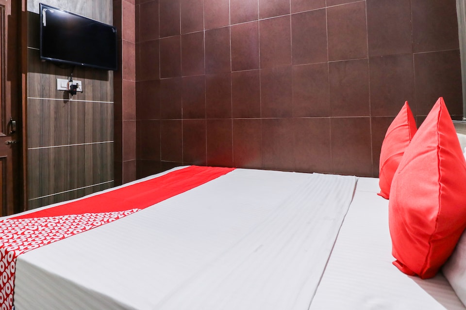 OYO 61074 Hotel Maheshwar Palace, Har Ki Pauri Haridwar, Haridwar