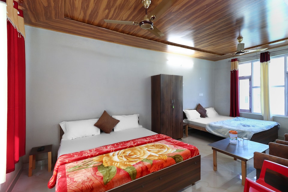 SPOT ON 61082 Yudhvir Guest House, Bhaderwah, Bhaderwah