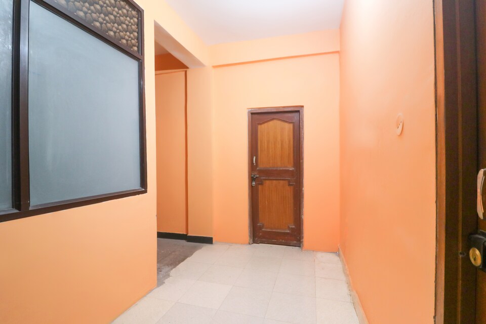 OYO 61084 Geeta Palace , Hamirpur city, Hamirpur