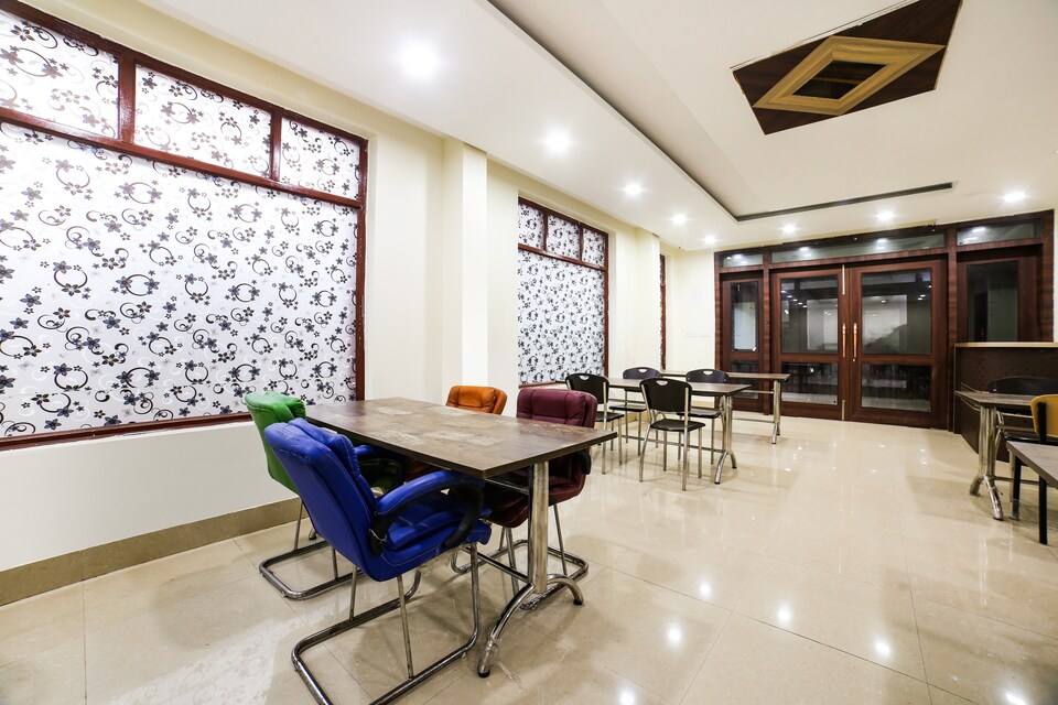 Collection O 50109 Expo Suites Knowledge Park III, Greater Noida, Noida