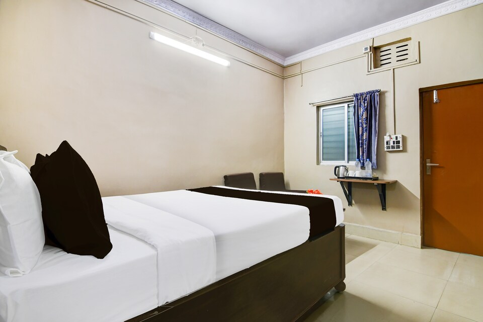 Super  Collection O NIT More Adityapur Formerly Hotel Subheksha, Adityapur, Jamshedpur