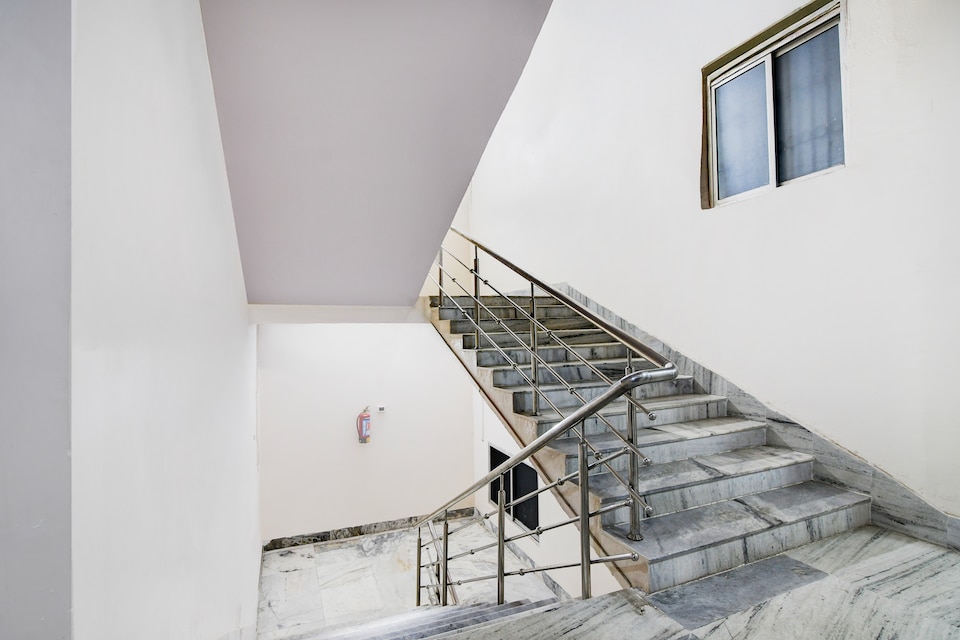 Super  Collection O NIT More Adityapur Formerly Hotel Subheksha, Adityapur, जमशेदपुर