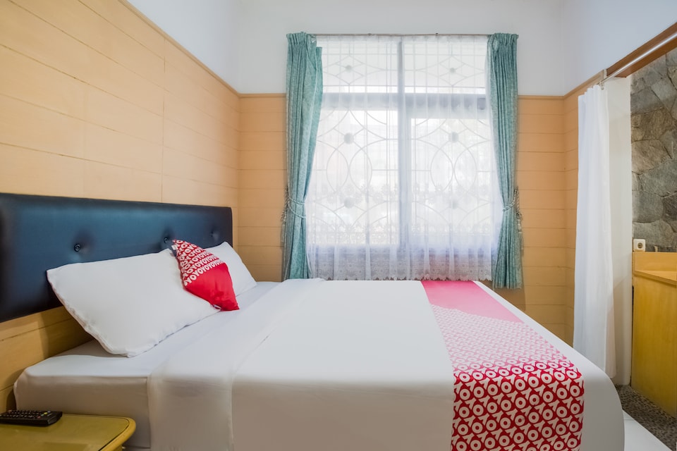 OYO 1646 Imelda Residence, Pasteur, Bandung