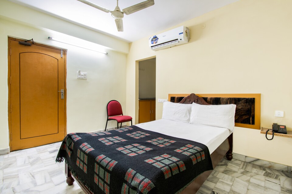 OYO 61101 Krishna Grand Inn, Guntur, Guntur
