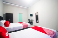 OYO 1653 Fajar Residence
