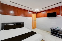 Super Hotel O Neyveli Central Railway Junction Formerly MP Residency