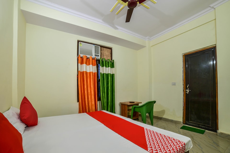 OYO 61142 Shaurya Villa, Bailey Road, Patna