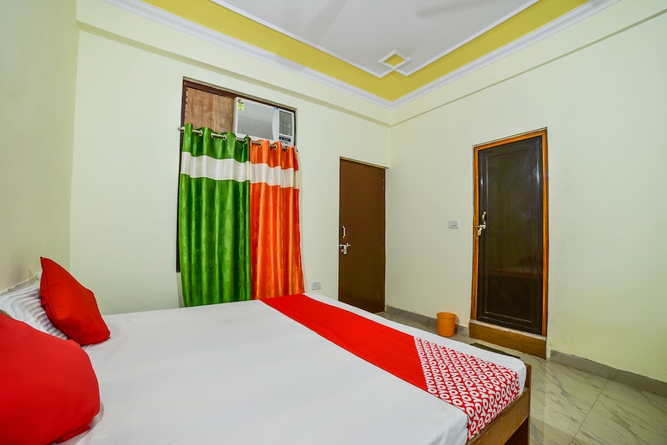 OYO 61142 Shaurya Villa, Bailey Road, Patna