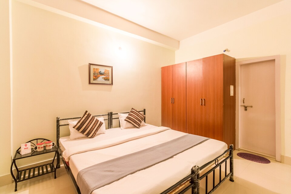 OYO 4978 Apartment Tusti Homestay, Uzan Bazar Guwahati, Guwahati