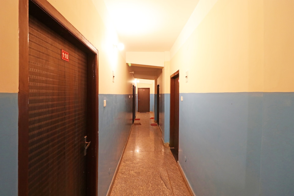 Super Hotel O Prabha Palace Lodge, Uzan Bazar Guwahati, गुवाहाटी