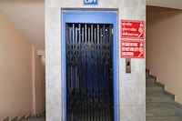 Super Hotel O Prabha Palace Lodge