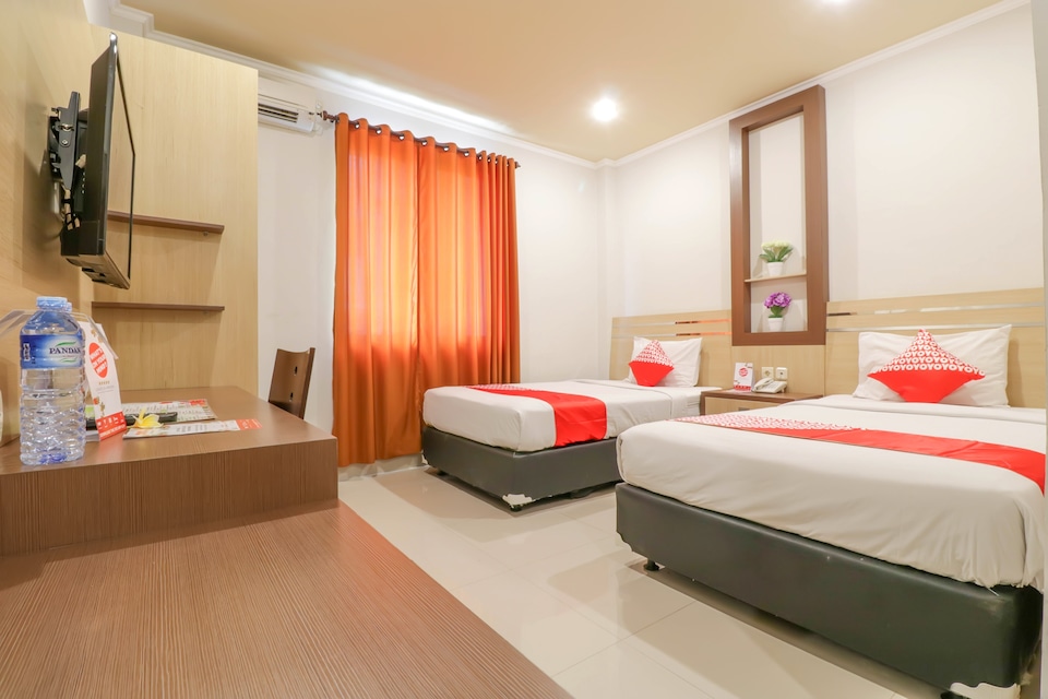 OYO 1655 Grand Senggigi Hotel, Senggigi, Lombok