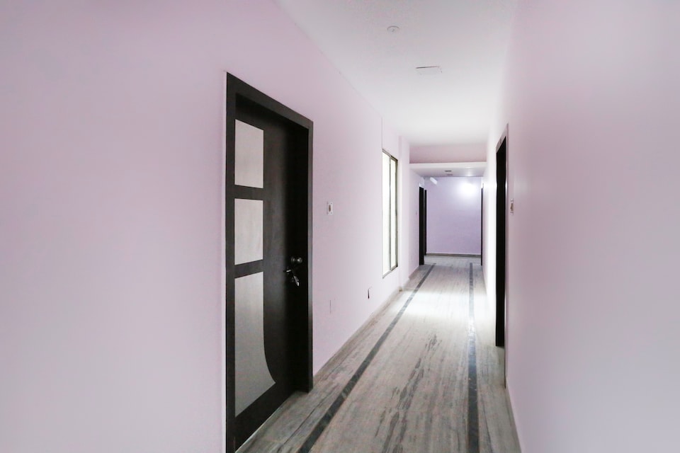 SPOT ON 61192 Hotel Leela, Piska More, Ranchi