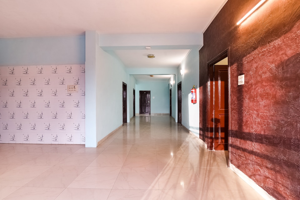 OYO Flagship 61193 Hotel Imraan Rajendra chowk, Ranchi Railway Station, Ranchi