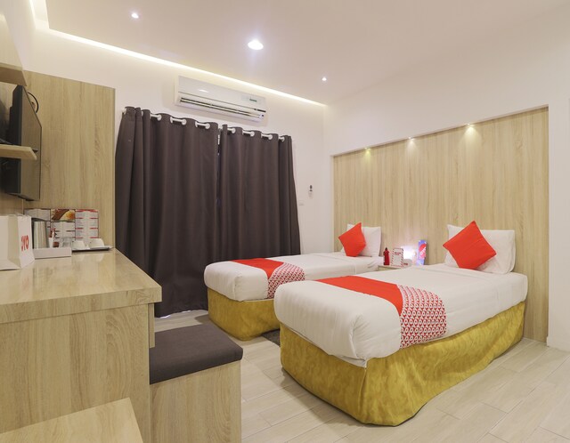 OYO 314 24 Gold Hotel