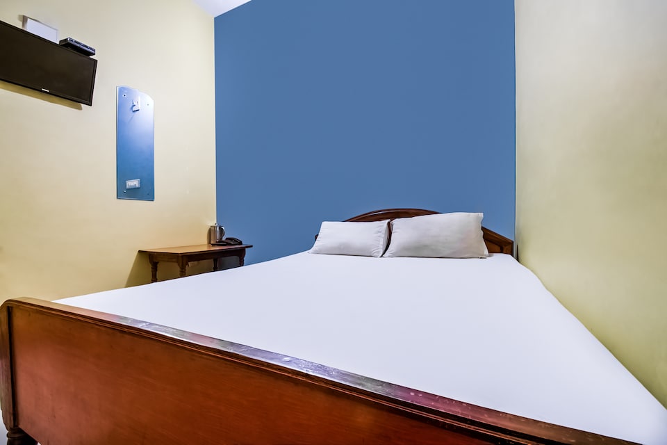 SPOT ON 61210 Hotel Blue Heaven, Saharsa, Saharsa