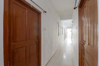 SPOT ON Hotel Om Kanha